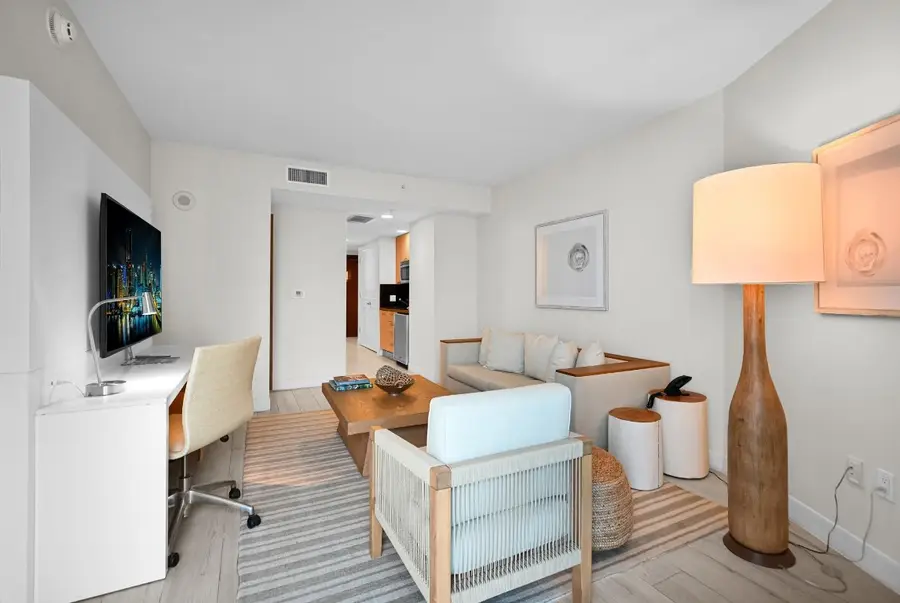 505 N Fort Lauderdale Beach Boulevard #2214, Fort Lauderdale, FL 33304 - Image #3