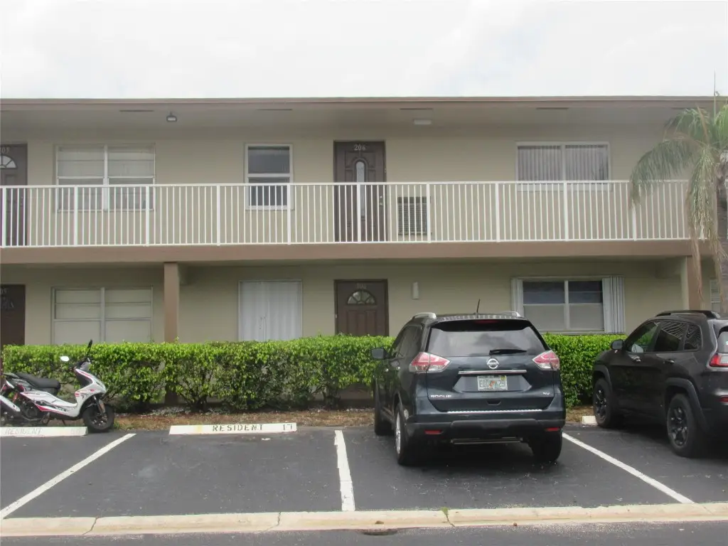 601 NW 76th Terrace #206, Margate, FL 33063 - Image #1