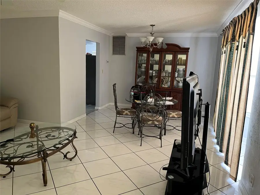 3420 NW 39th Street, Lauderdale Lakes, FL 33309 - Image #2