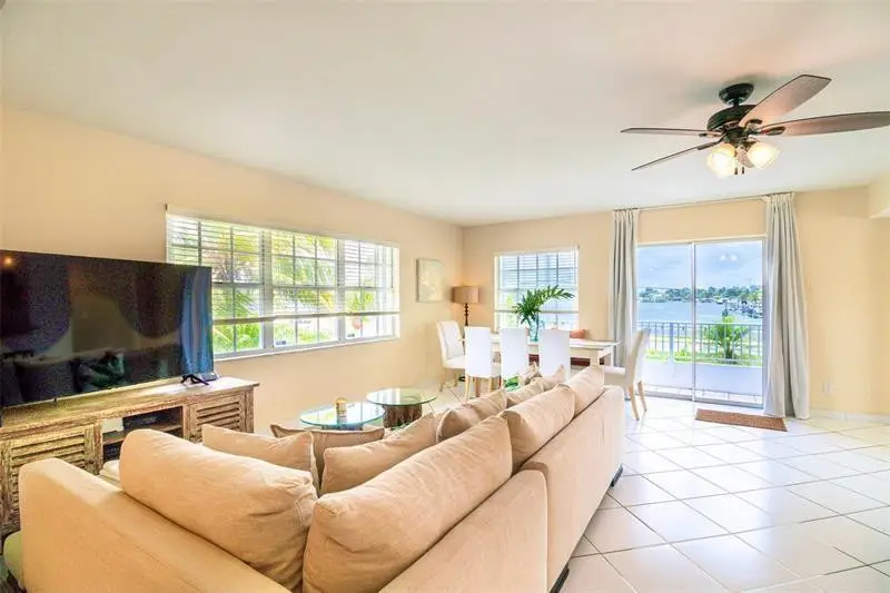 355 Virginia Street #1, Hollywood, FL 33019 - #2