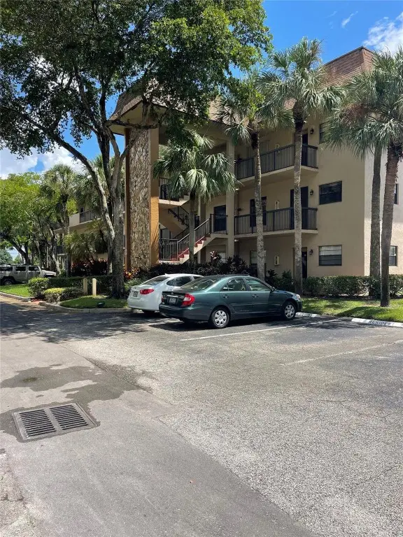 Address Withheld By Seller, Tamarac, FL 33319 - #2