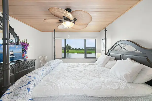 40 NE Plantation Rd #109, Stuart, FL 34996