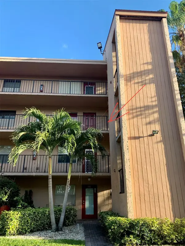 7431 NW 1st St #308, Margate, FL 33063