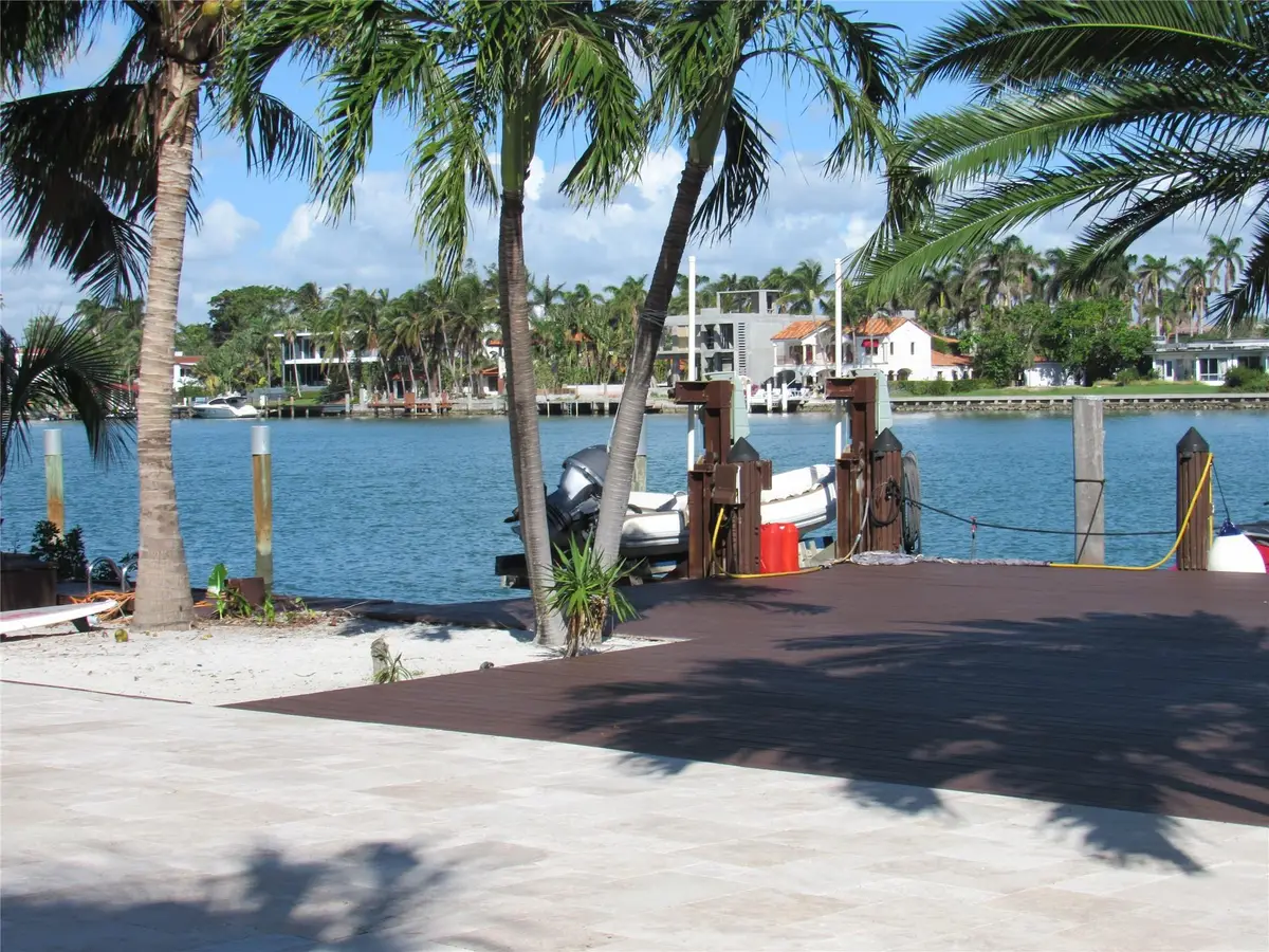 185 Palm Ave, Miami Beach, FL 33139 - Image #1