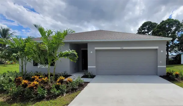 582 SE Essex Dr, Port St Lucie, FL 34984