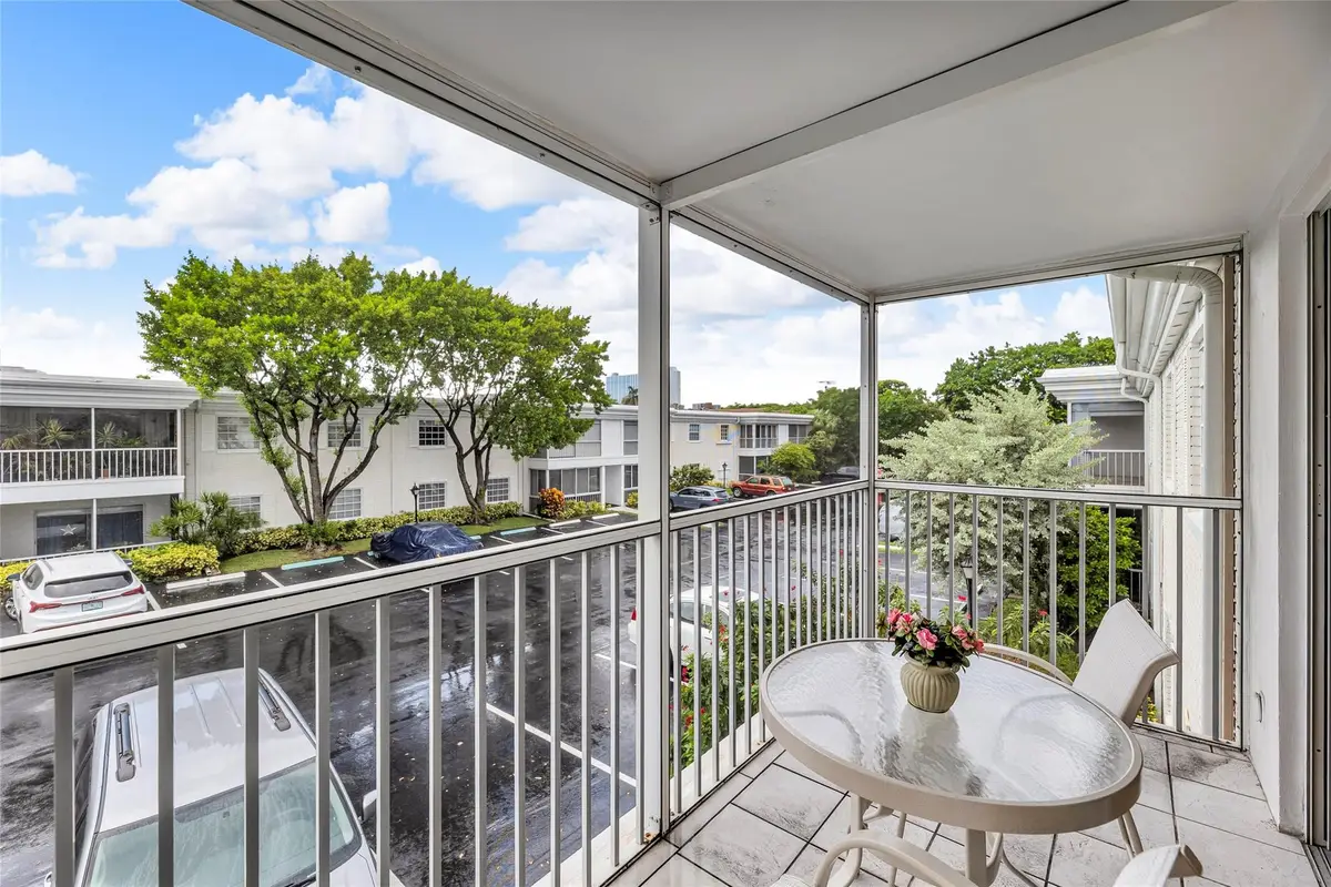 6371 Bay Club Dr #3, Fort Lauderdale, FL 33308 - Image #1