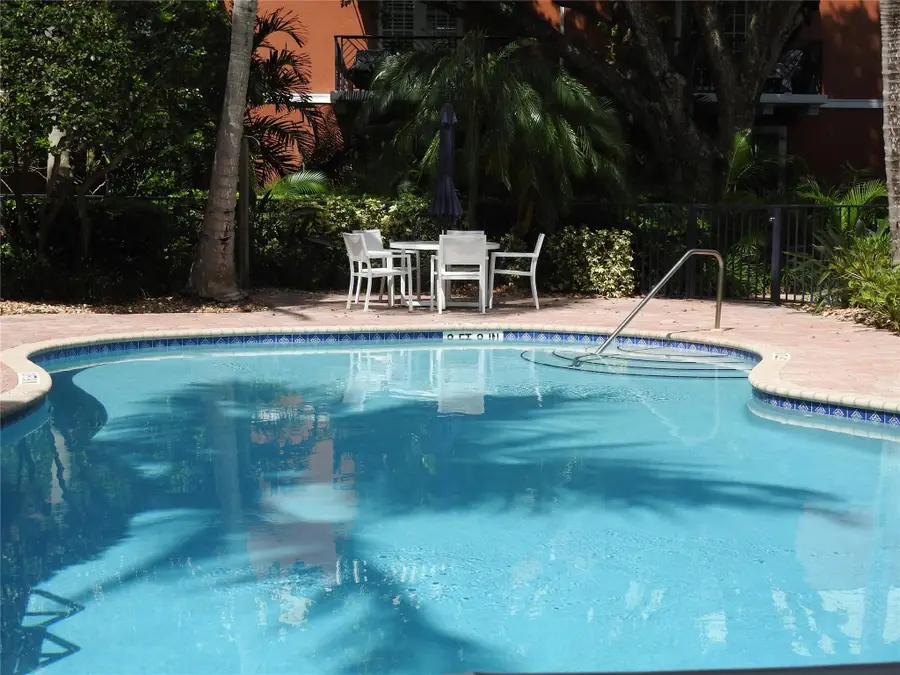 2299 NE 9th Ave #2299, Wilton Manors, FL 33305 - Image #2