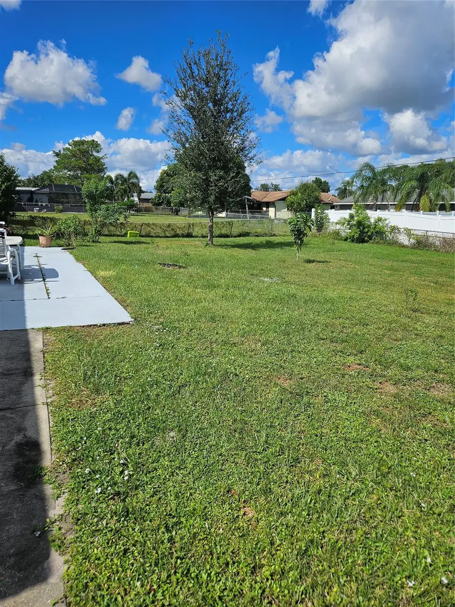 967 SE Breakwater Avenue, Port Saint Lucie, FL 34983 - #3