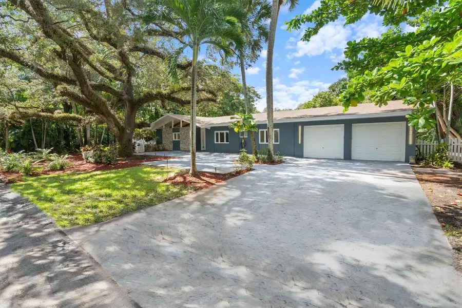 2211 SW 27th Terrace, Fort Lauderdale, FL 33312 - Image #2