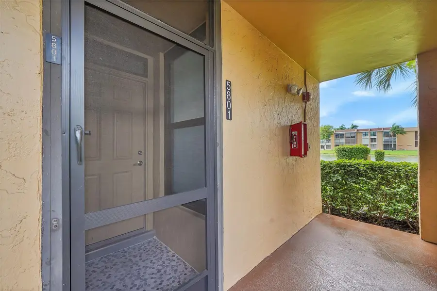 5801 Coral Lake Dr #101, Margate, FL 33063 - Image #3