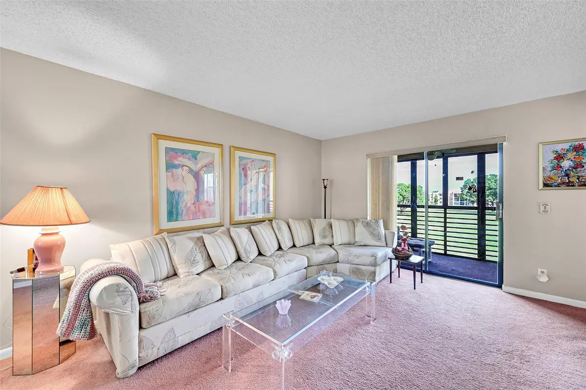 10101 Sunrise Lakes Boulevard #305, Sunrise, FL 33322 - #1