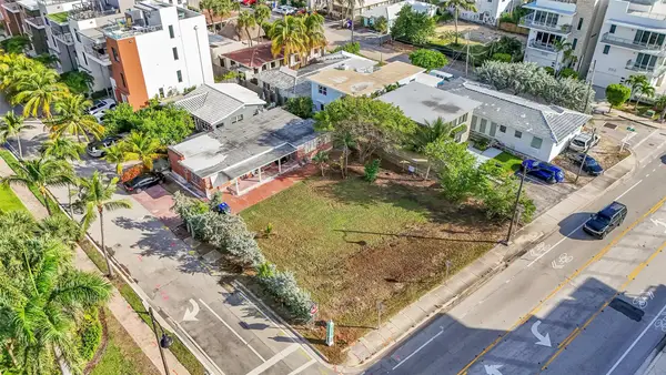 356 Balboa St, Hollywood, FL 33019