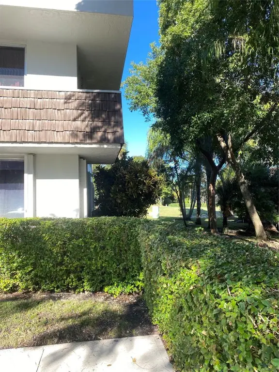 4031 N Cypress Drive #101, Pompano Beach, FL 33069 - Image #2