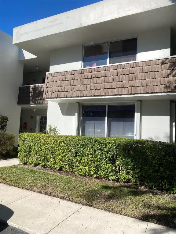4031 N Cypress Drive #101, Pompano Beach, FL 33069 - Image #3