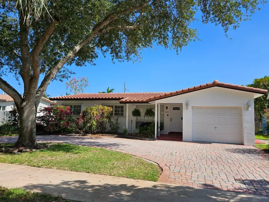 3820 Cleveland St, Hollywood, FL 33021 - Image #2