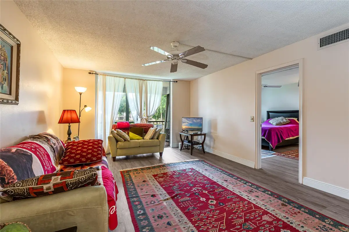 8930 S Hollybrook Blvd #209, Pembroke Pines, FL 33025 - Image #1