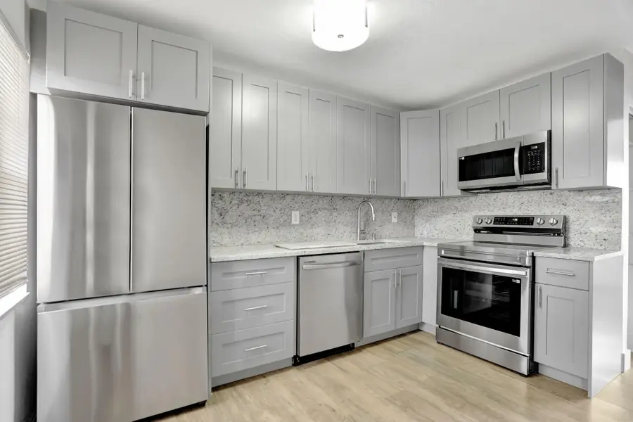 5168 NE 6th Ave #406, Fort Lauderdale, FL 33334 - Image #3