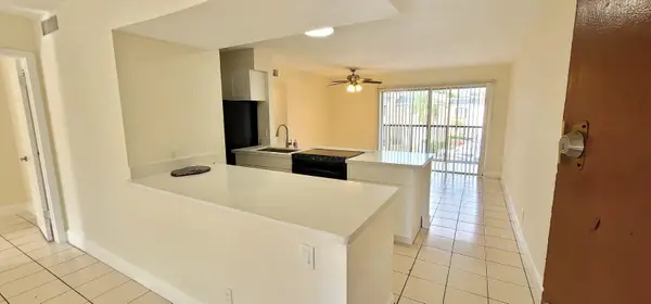 4401 Treehouse Lane #26-F, Fort Lauderdale, FL 33319