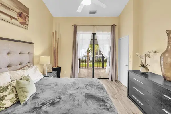 5395 Firenze Dr #O, Boynton Beach, FL 33437