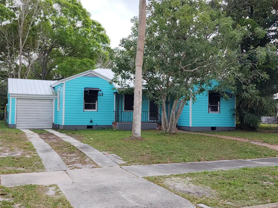 704 Beach Ct, Fort Pierce, FL 34950 - Image #2