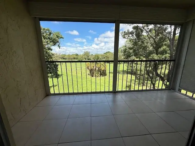 6101 N Falls Circle Dr #402, Lauderhill, FL 33319 - Image #1