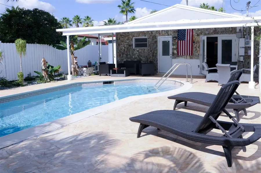 29 NE 3rd Street, Dania Beach, FL 33004 - Image #2