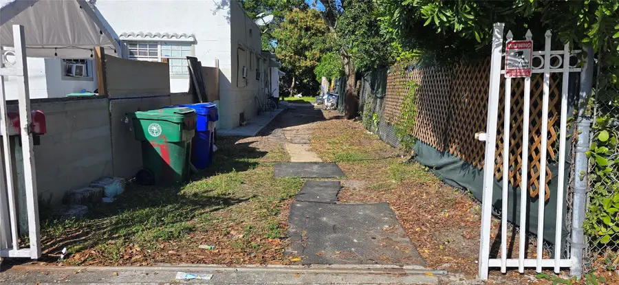 781 NW 30th St, Miami, FL 33127 - Image #3