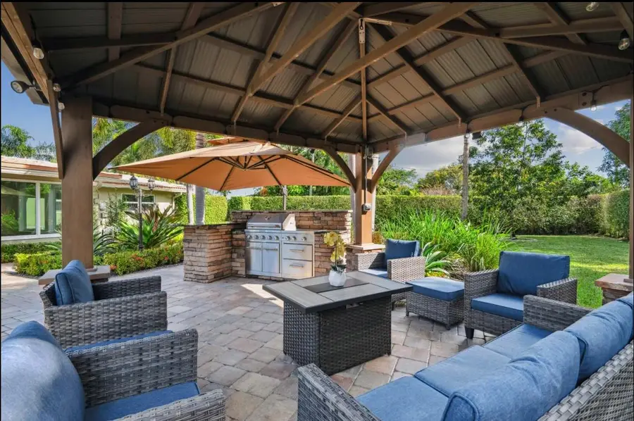 112 SW 24th Ave, Boynton Beach, FL 33435 - Image #2