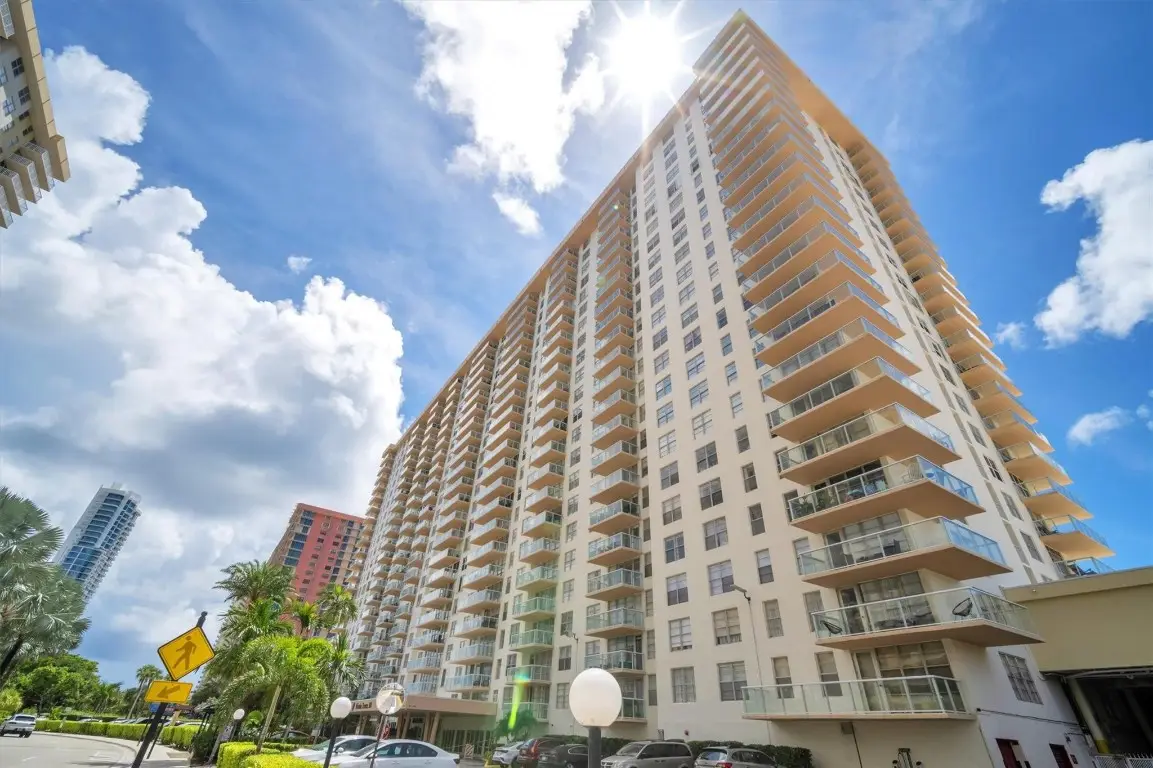 230 174th Street #814, North Miami Beach, FL 33160 - #1