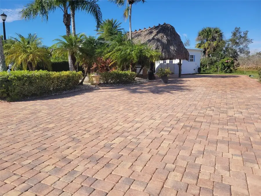 605 SW 40th Cove, Okeechobee, FL 34974 - #2