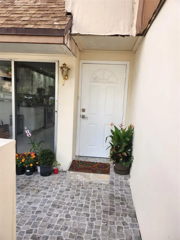832 NW 81st Ave #5, Plantation, FL 33324