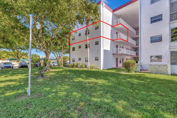 4270 NW 40th St #302, Lauderdale Lakes, FL 33319