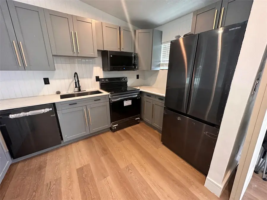 1021 NW 5th Ct, Fort Lauderdale, FL 33311 - Image #3