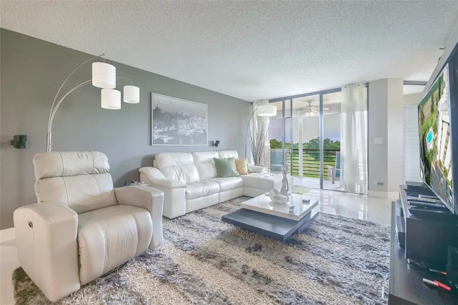 7300 Radice Ct #303, Lauderhill, FL 33319 - Image #3