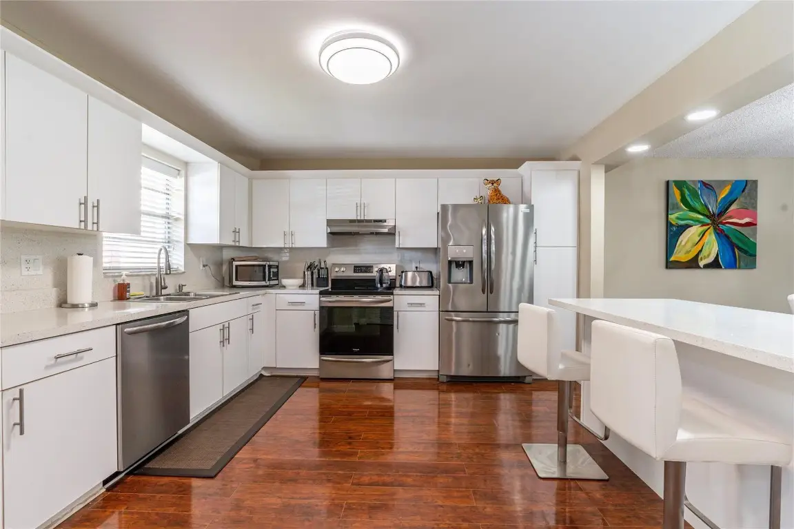 150 S Hollybrook Terrace #107, Pembroke Pines, FL 33025 - Image #1