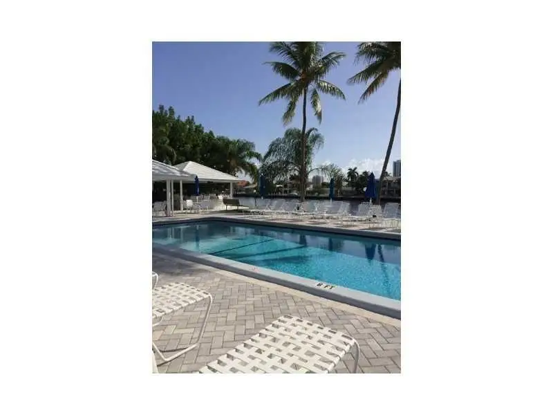 6345 Bay Club Dr #1, Fort Lauderdale, FL 33308 - Image #2