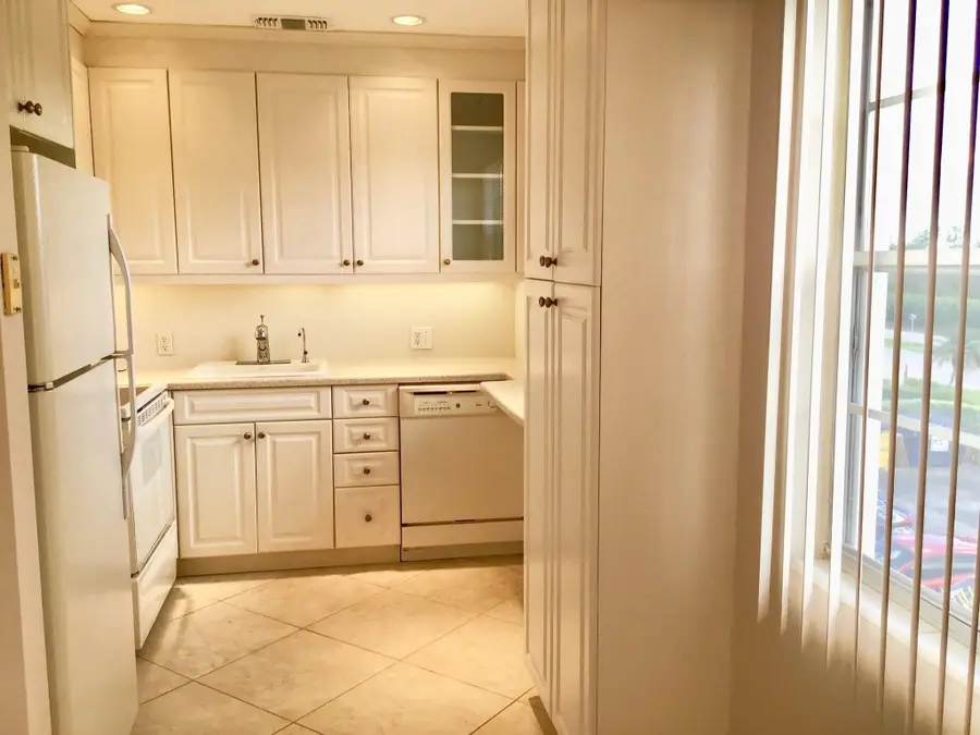 336 Brighton H #336, Boca Raton, FL 33434 - Image #3