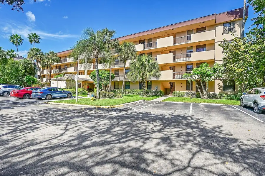 2660 N Carambola Circle #202, Coconut Creek, FL 33066 - Image #2
