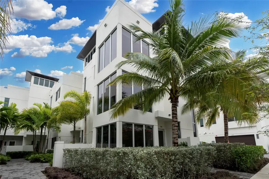 246 Garden Ct #246, Lauderdale By The Sea, FL 33308 - Image #3