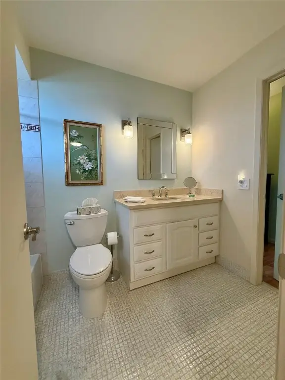 2800 NW 47th Terrace #403B, Lauderdale Lakes, FL 33313 - #3