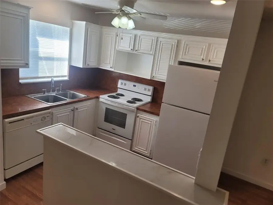 805 W Oakland Park Boulevard #E7, Oakland Park, FL 33311 - Image #2