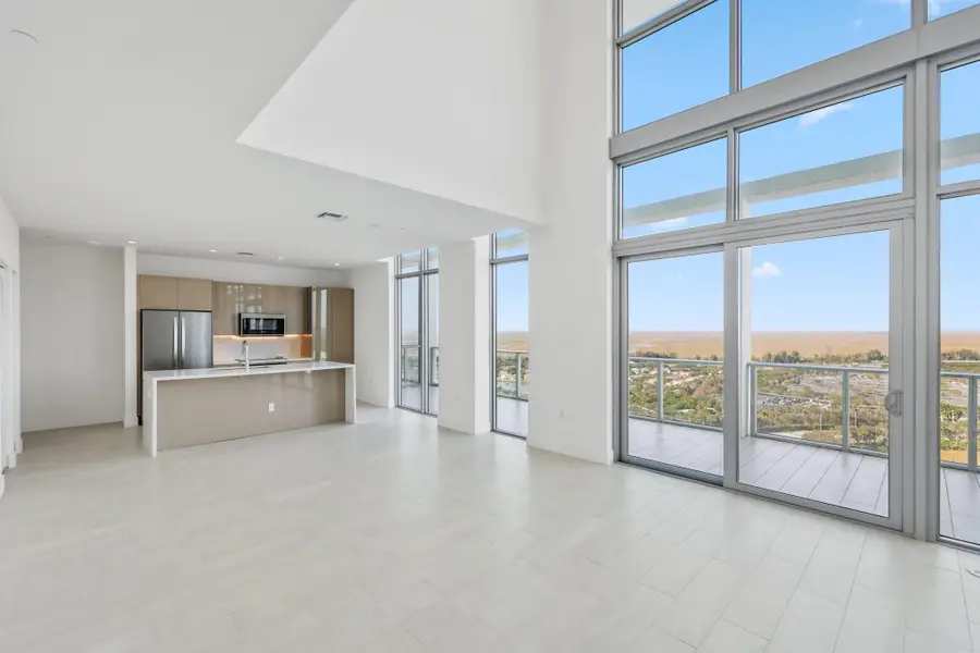 2000 Metropica Way #PH01, Sunrise, FL 33323 - Image #3
