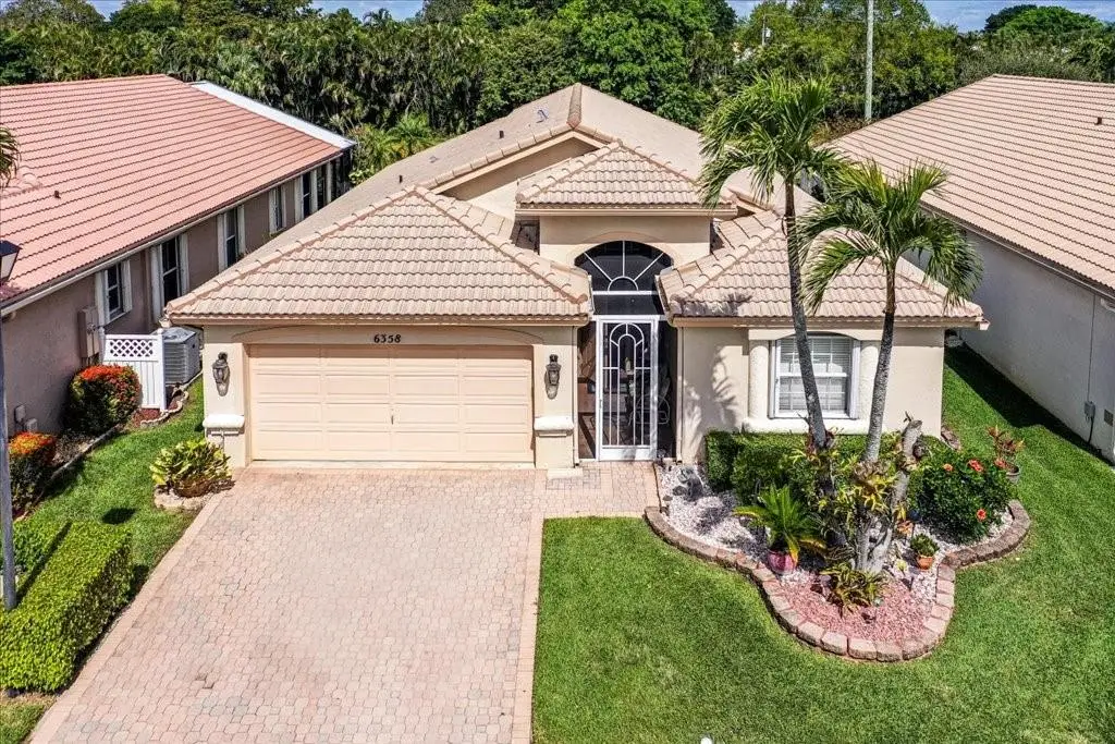 6358 Westchester Club Dr, Boynton Beach, FL 33437 - Image #1