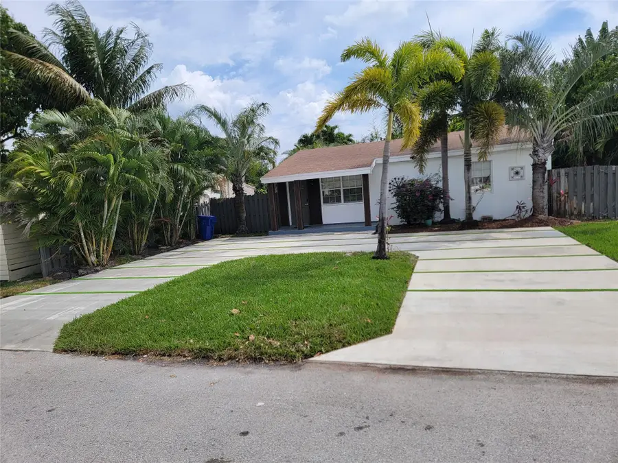 1600 NW 2nd Ave, Fort Lauderdale, FL 33311 - Image #2