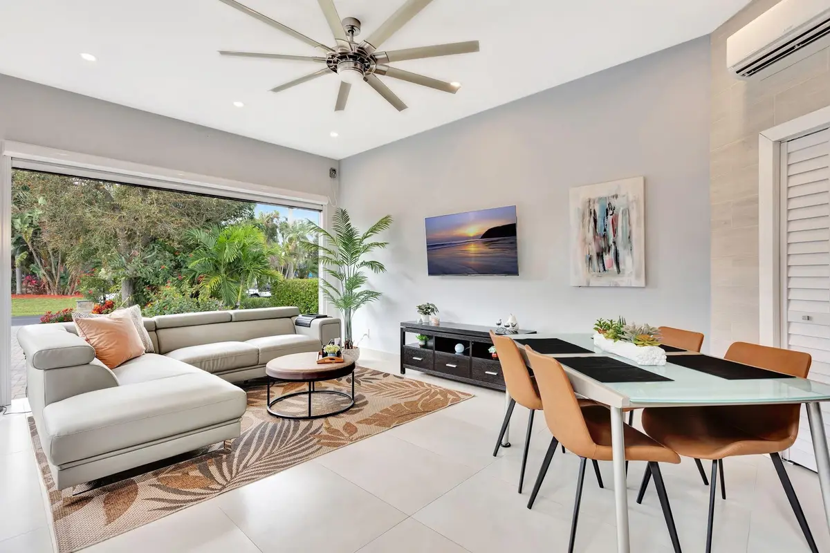 397 Sundial Cir #397, Margate, FL 33068 - Image #1