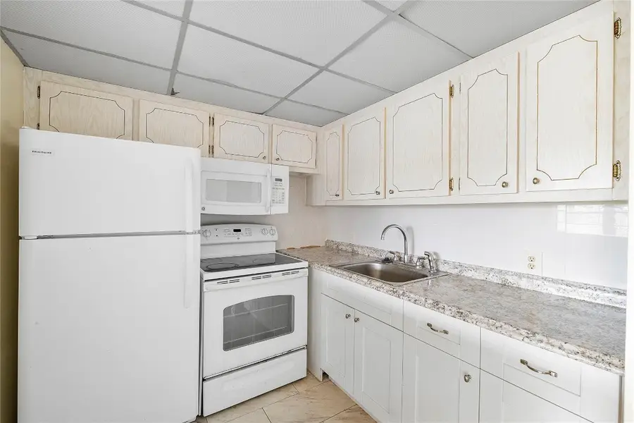 358 Dorset I #358, Boca Raton, FL 33434 - Image #3