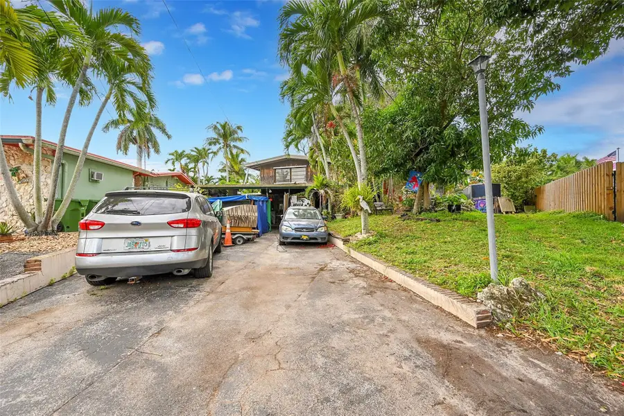 2655 Flamingo Ln, Fort Lauderdale, FL 33312 - Image #2