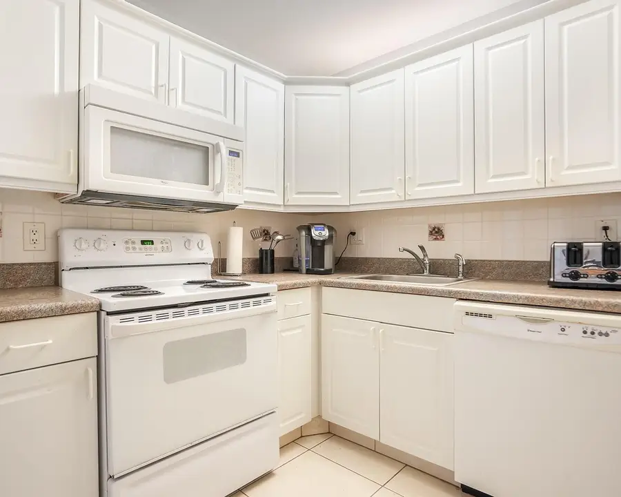 4750 NW 22nd Court #204, Lauderhill, FL 33313 - #2