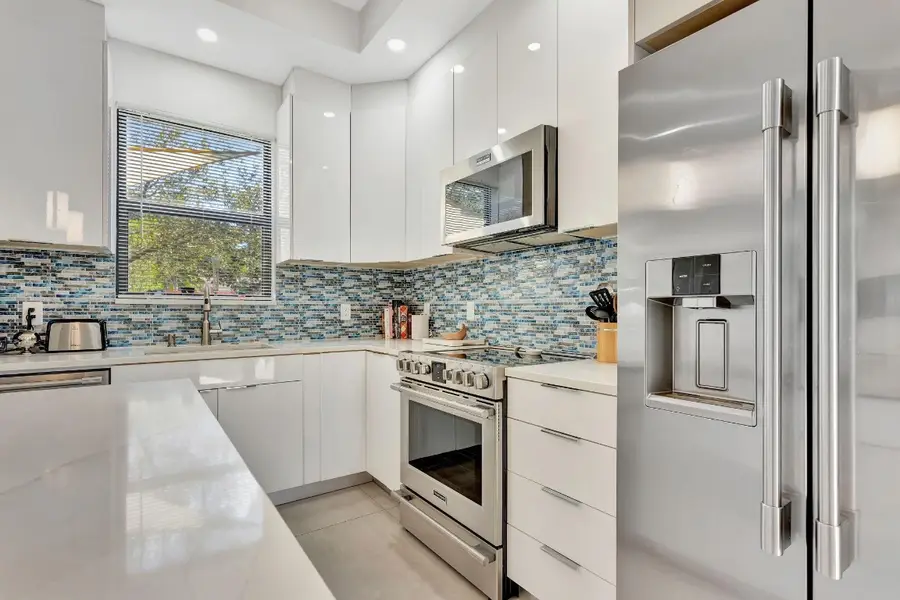 93 S Cortez Drive Circle #93, Margate, FL 33068 - Image #3