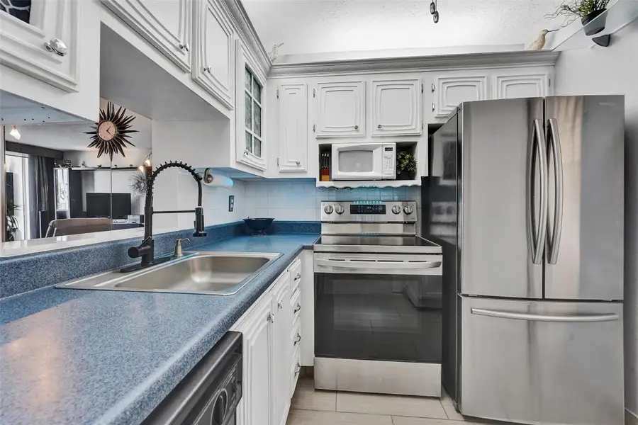 2831 Somerset Drive #107, Lauderdale Lakes, FL 33311 - Image #2